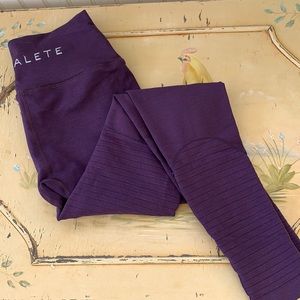 Alphalete Revival Leggings Purple